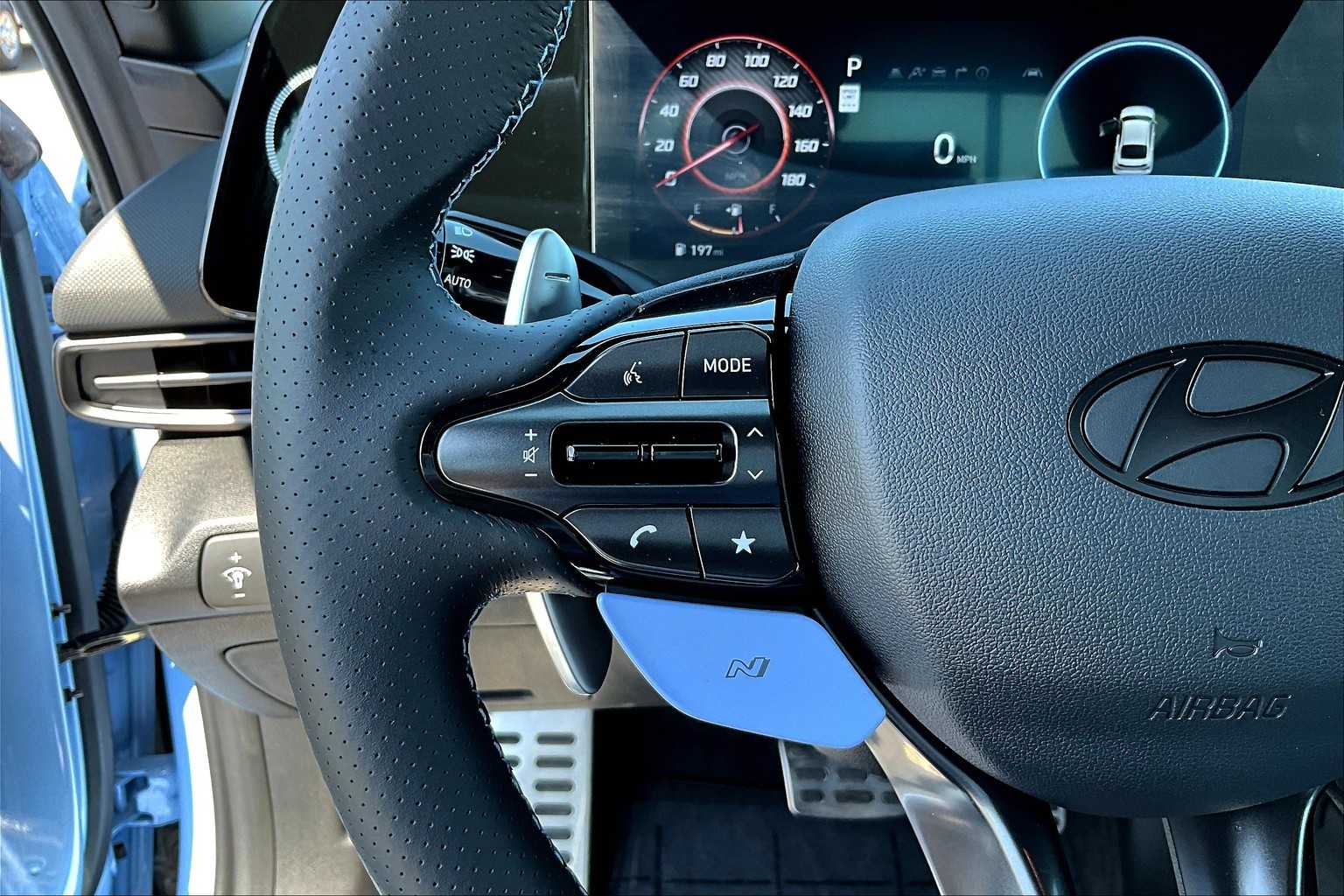 Thumbnail: 2025 Hyundai Elantra - 24