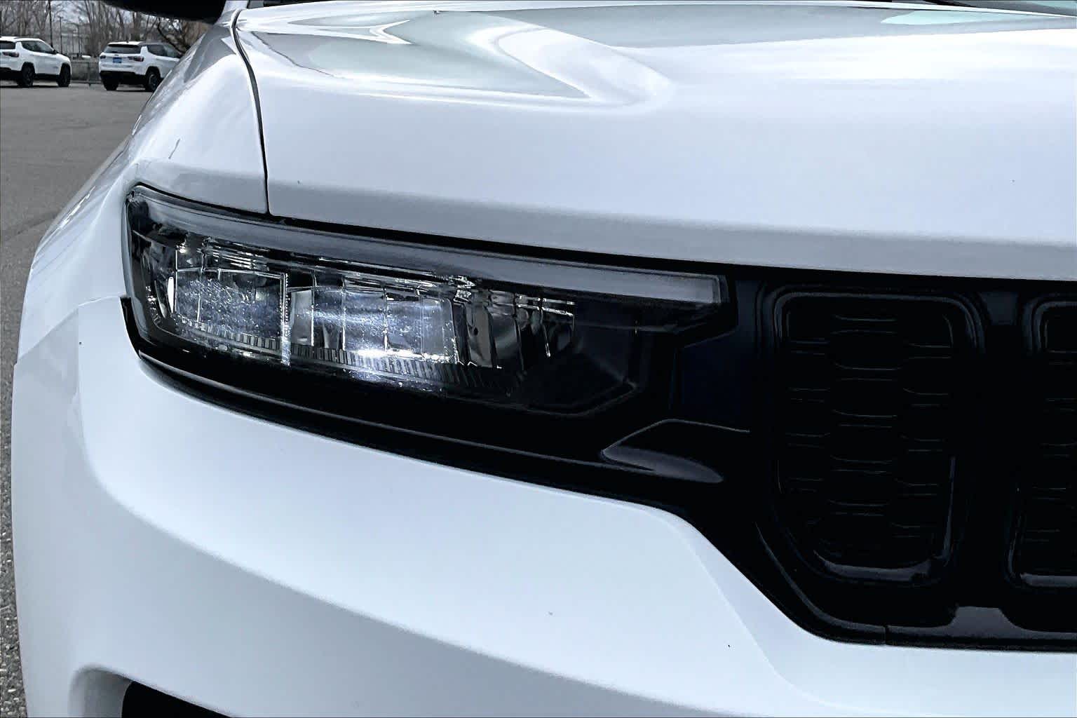 Thumbnail: 2024 Jeep Grand Cherokee - 31