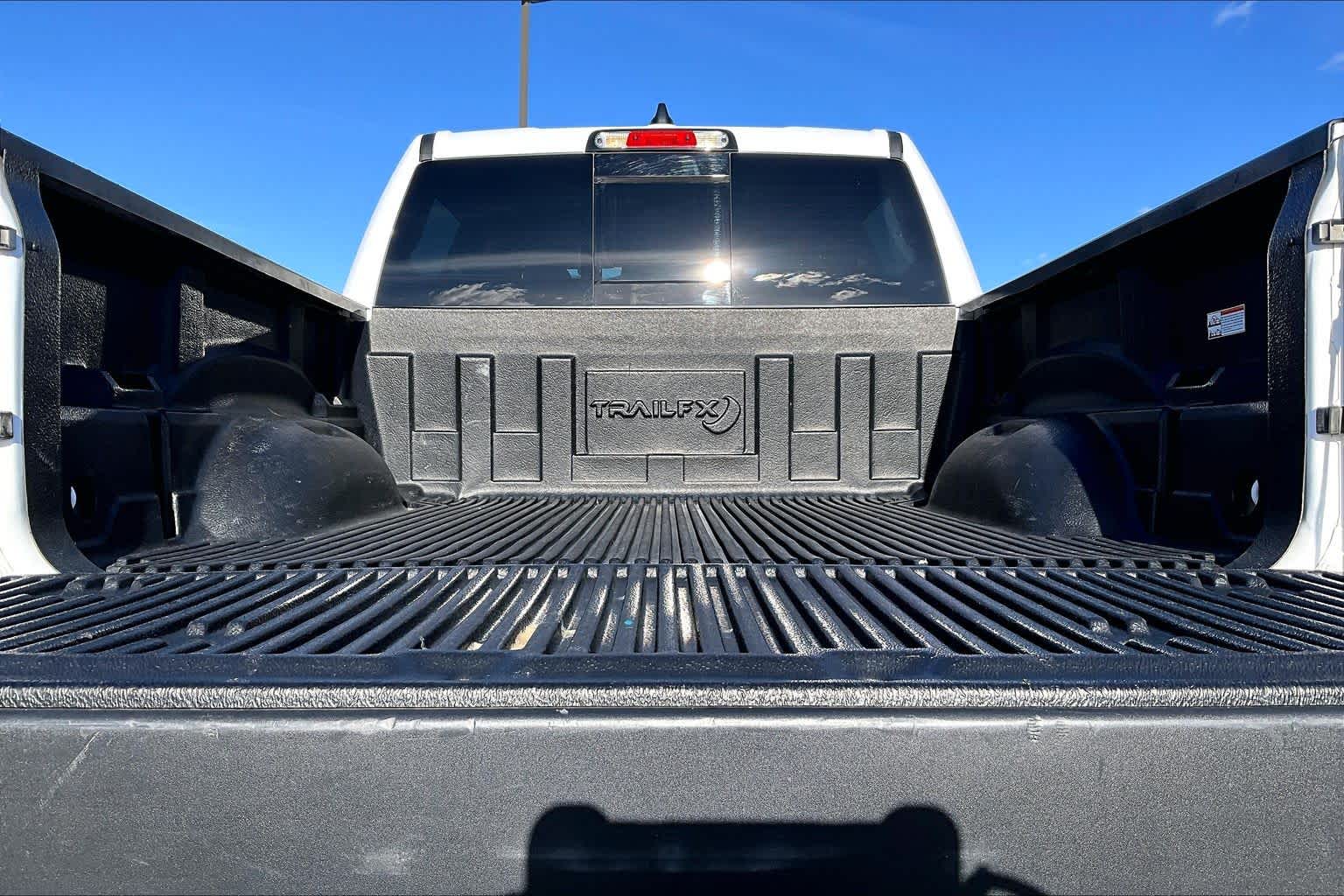 Thumbnail: 2025 RAM 1500 - 18