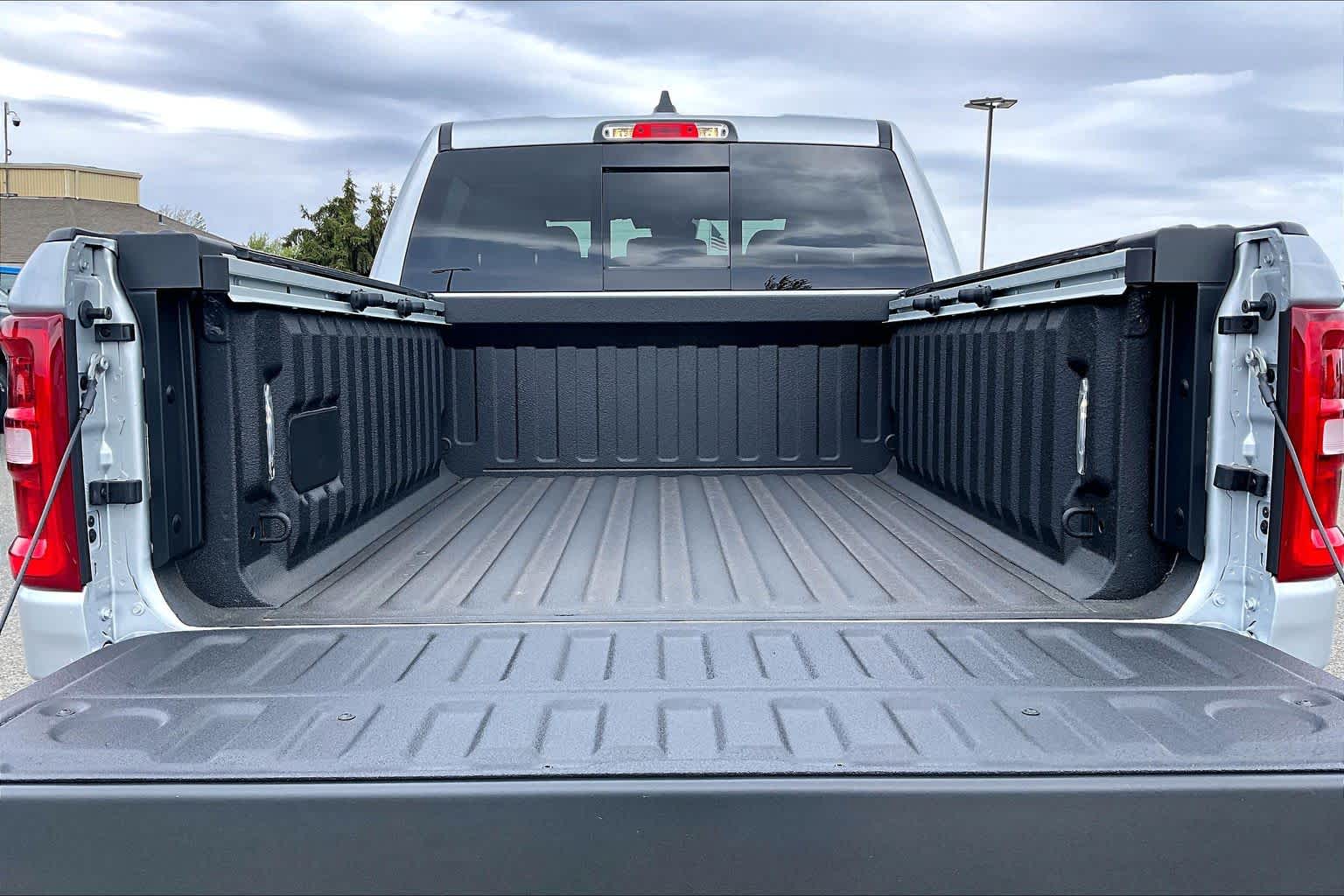 Thumbnail: 2026 RAM 1500 - 19