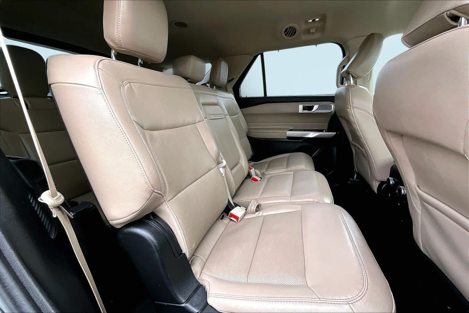 Thumbnail: 2023 Ford Explorer - 30