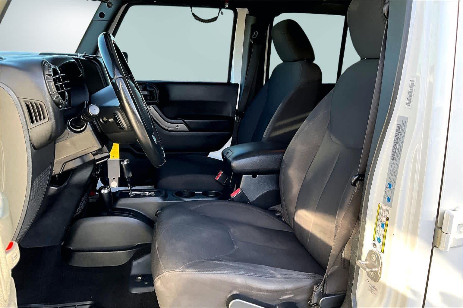 Thumbnail: 2018 Jeep Wrangler - 9