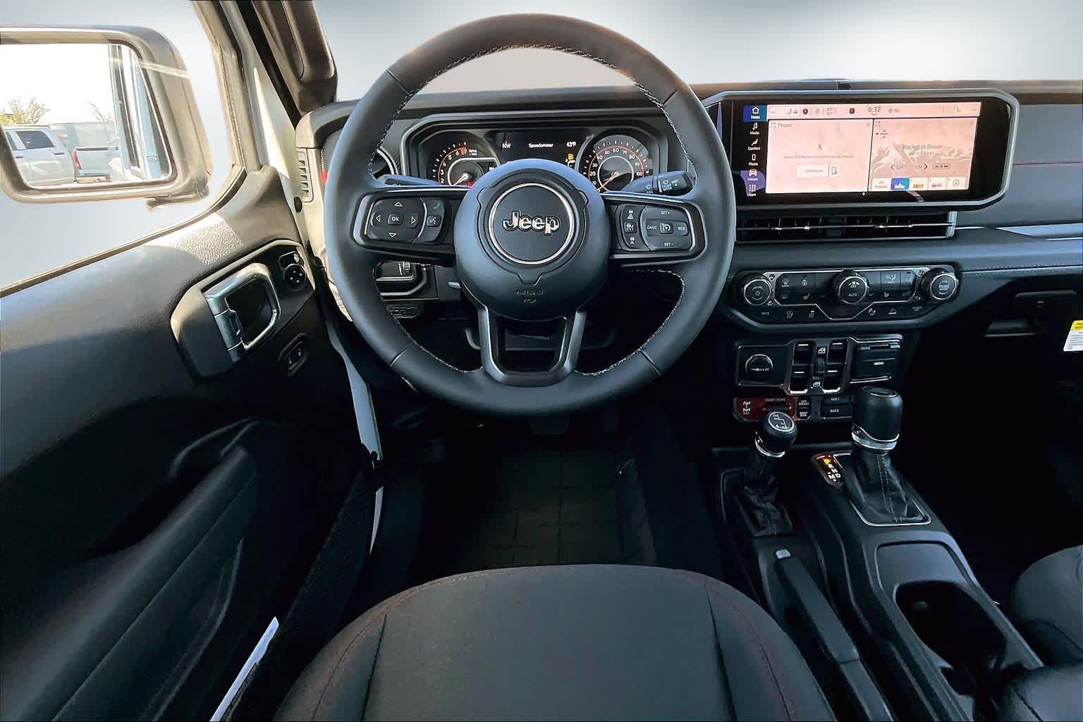 Thumbnail: 2026 Jeep Gladiator - 15