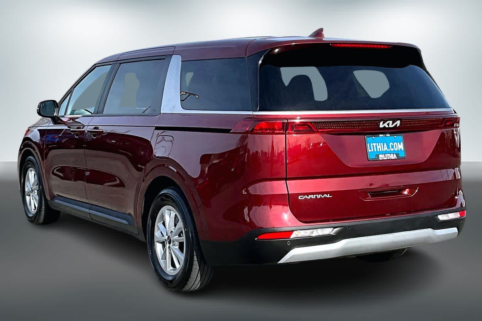Thumbnail: 2024 Kia Carnival - 3