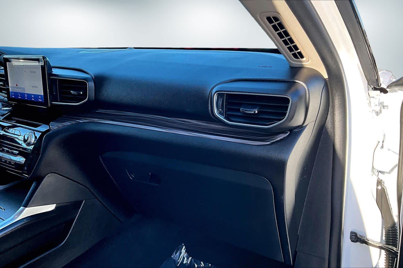 Thumbnail: 2023 Ford Explorer - 22