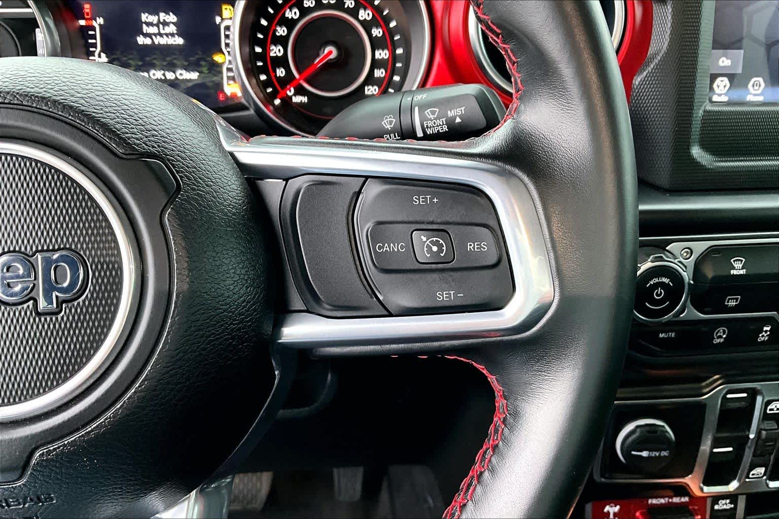 Thumbnail: 2021 Jeep Gladiator - 25