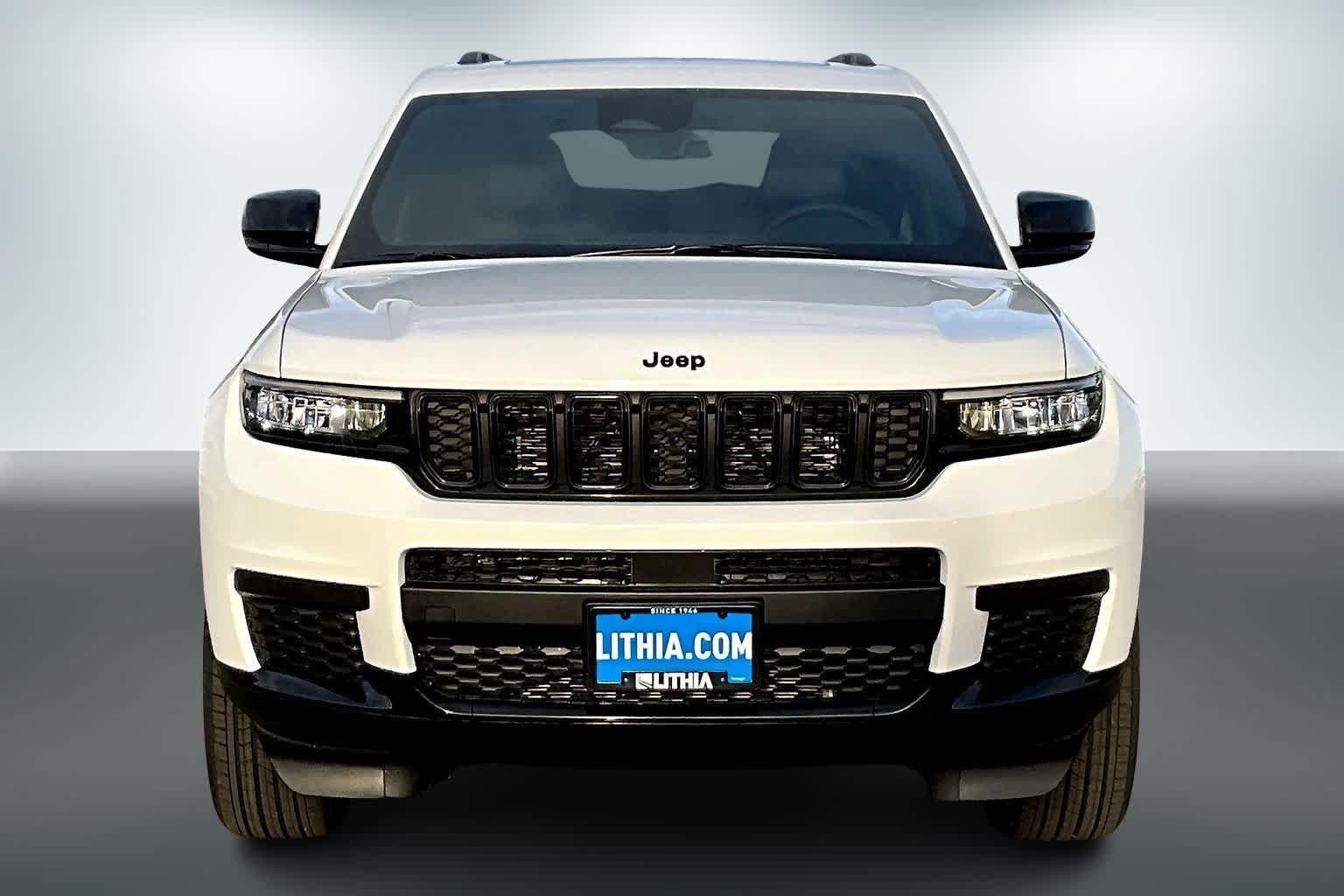 Thumbnail: 2025 Jeep Grand Cherokee - 6