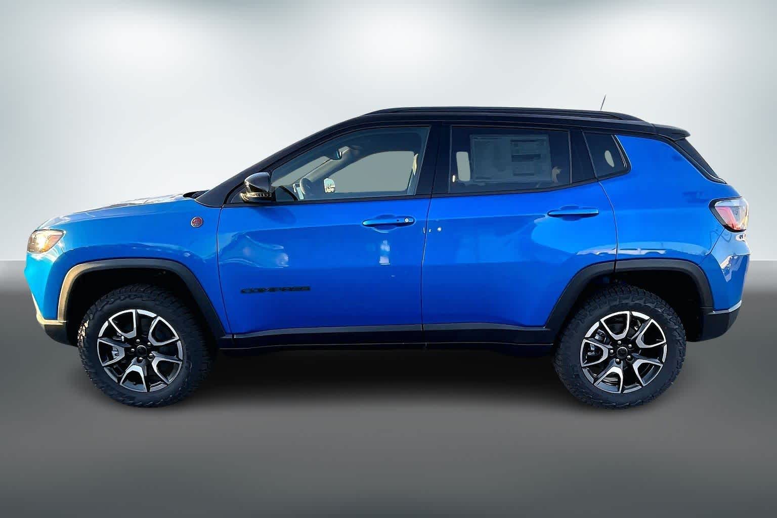 Thumbnail: 2026 Jeep Compass - 3