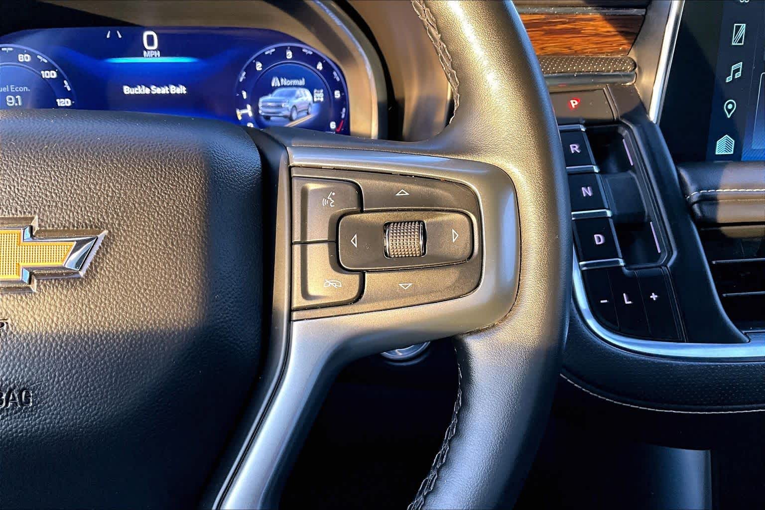 Thumbnail: 2023 Chevrolet Suburban - 25