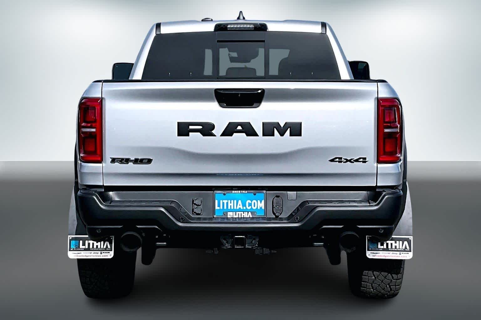 Thumbnail: 2026 RAM 1500 - 5