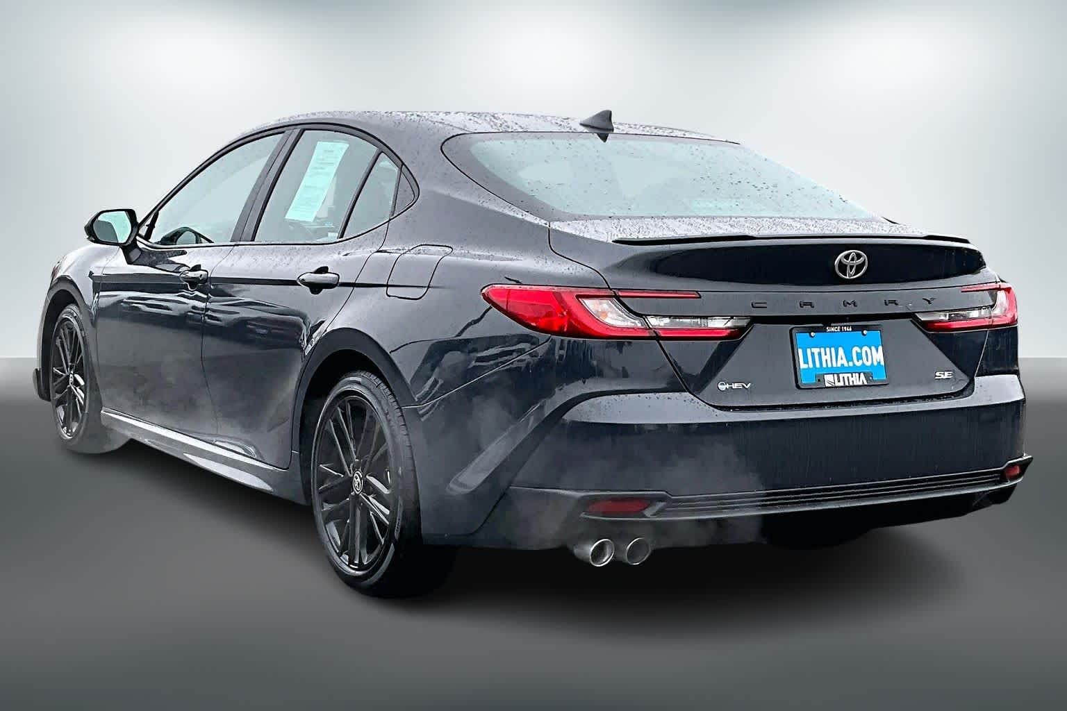 Thumbnail: 2025 Toyota Camry - 4