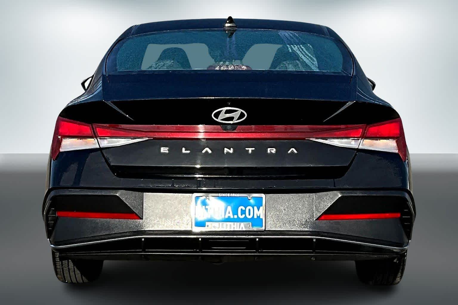 Thumbnail: 2024 Hyundai Elantra - 5