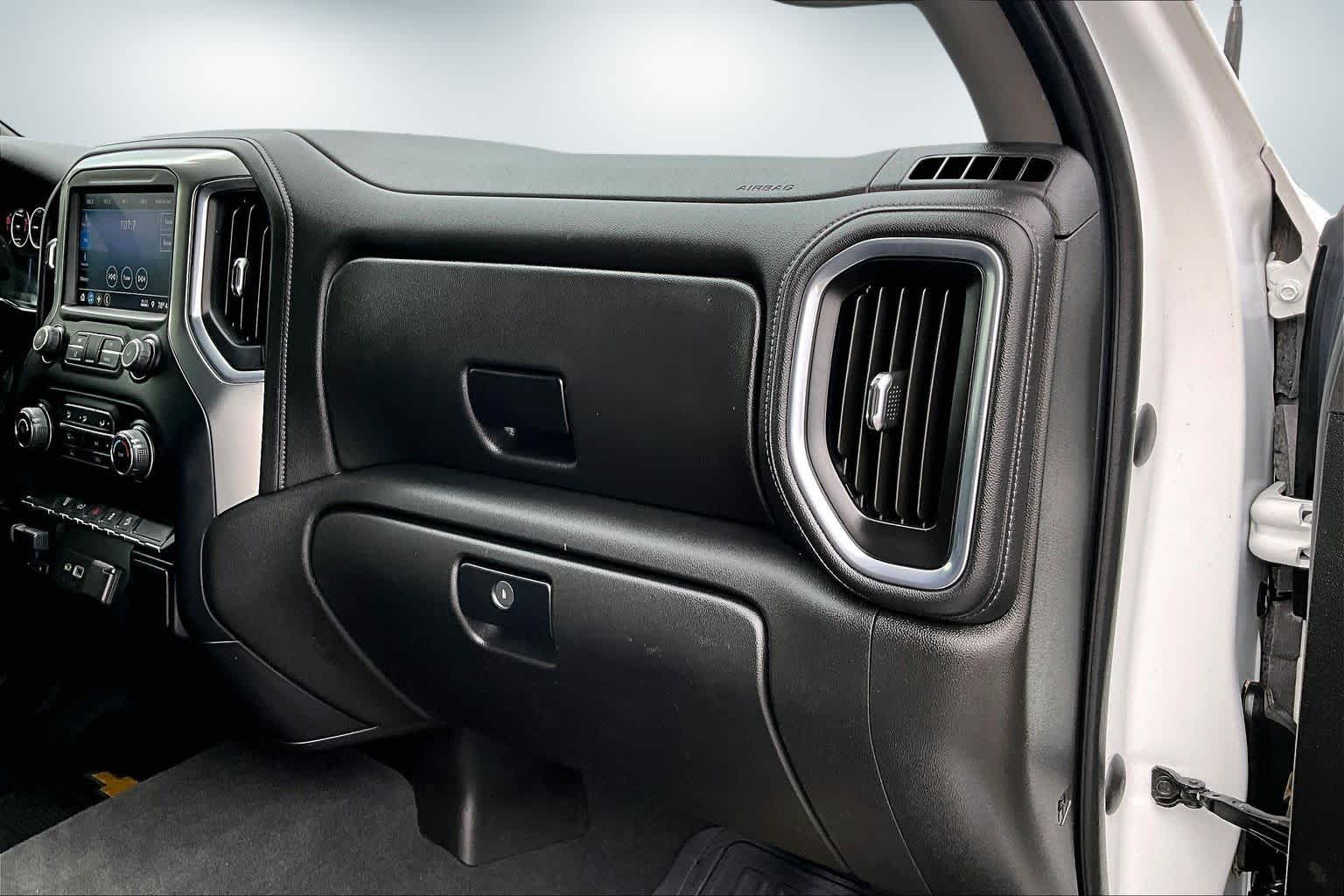 Thumbnail: 2021 Chevrolet Silverado 2500 - 23