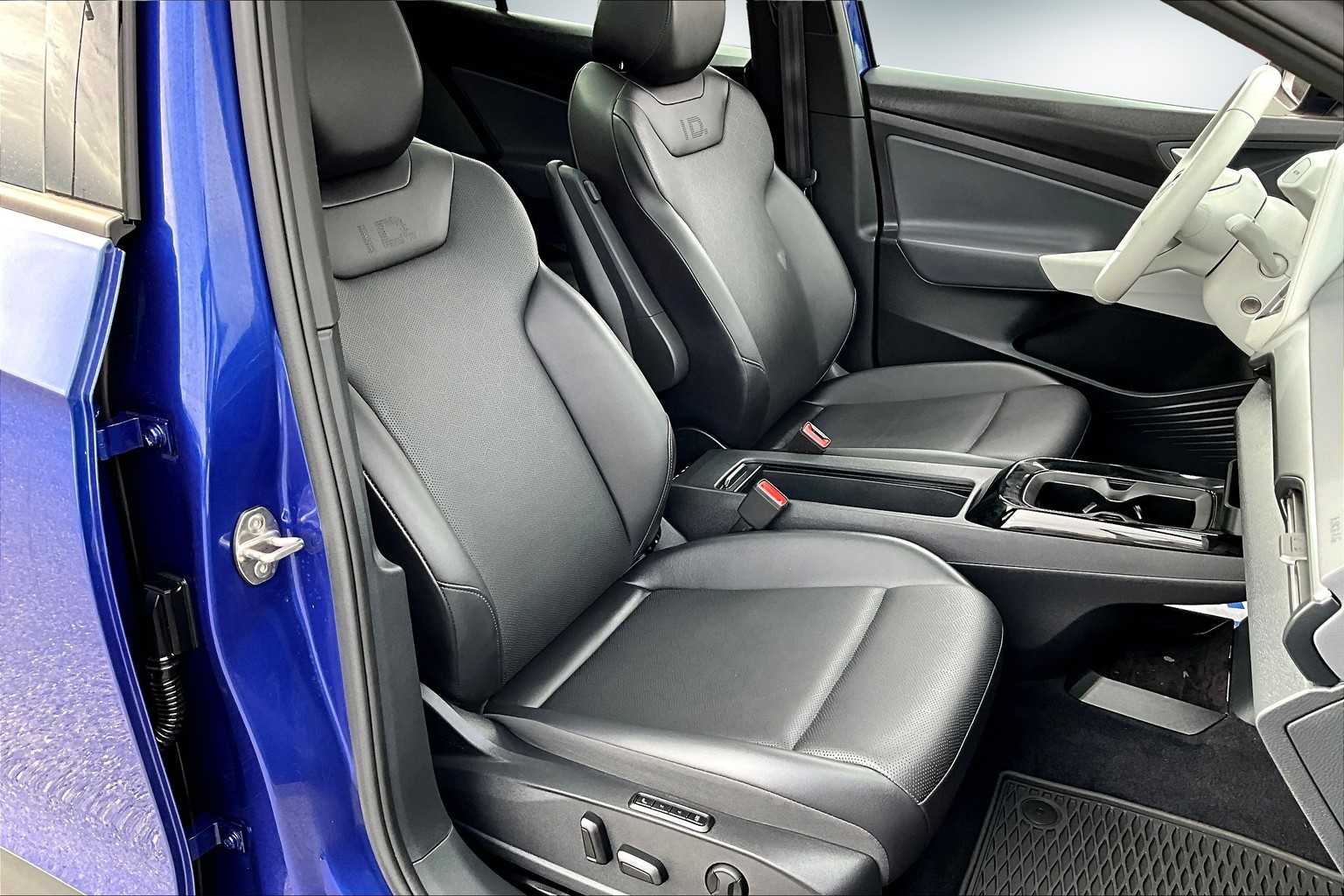 Thumbnail: 2021 Volkswagen ID.4 - 13