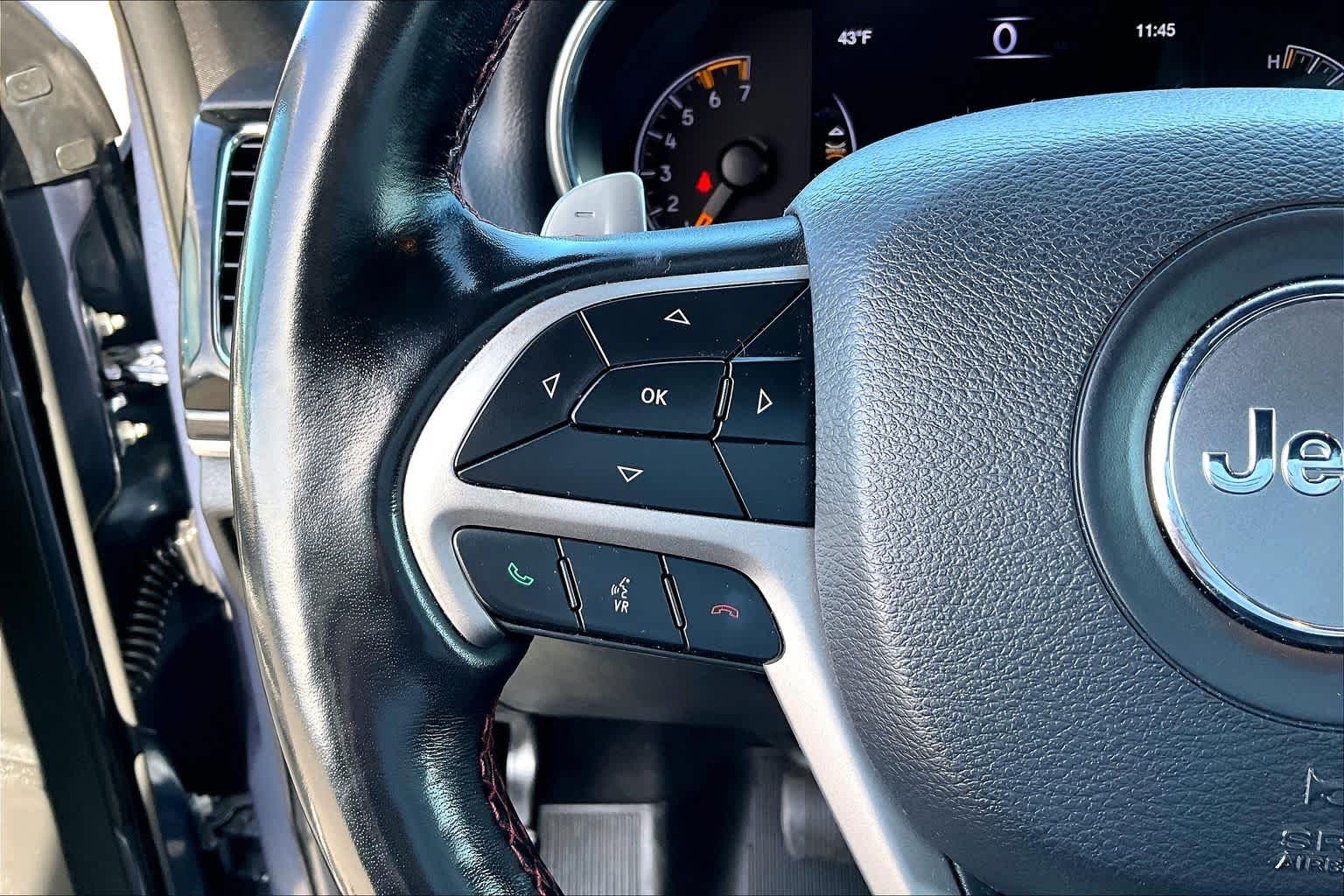 Thumbnail: 2020 Jeep Grand Cherokee - 24