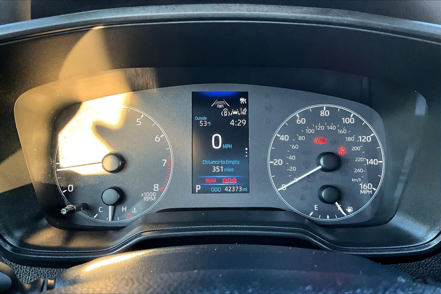 Thumbnail: 2023 Toyota Corolla - 17