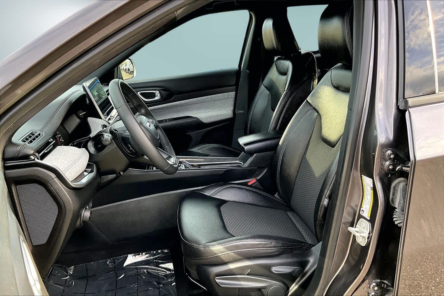 Thumbnail: 2024 Jeep Compass - 11