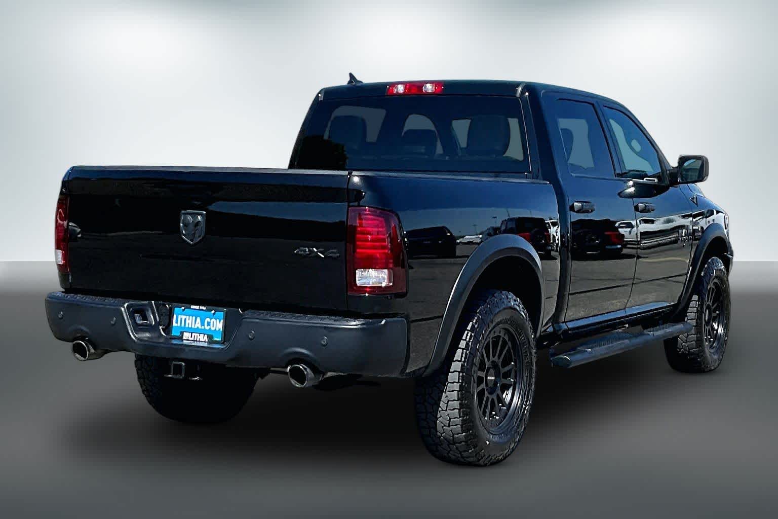 Thumbnail: 2024 RAM 1500 Classic - 21