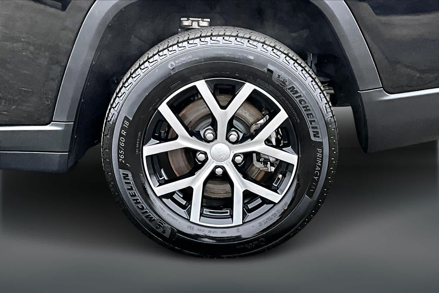 Thumbnail: 2024 Jeep Grand Cherokee L - 34