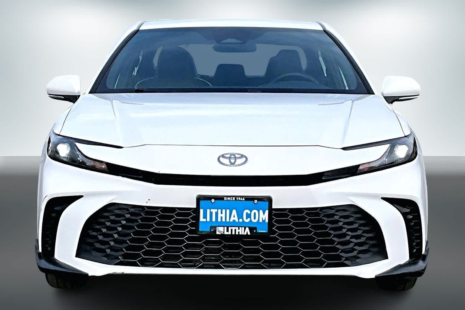 Thumbnail: 2025 Toyota Camry - 6