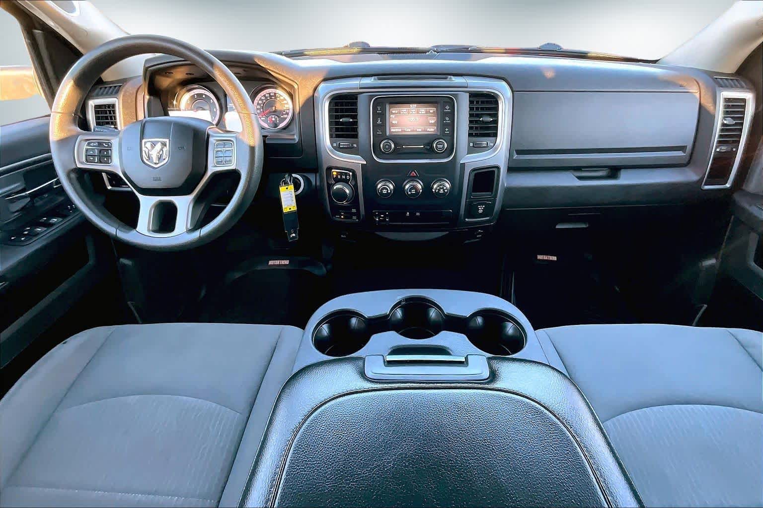 Thumbnail: 2023 RAM 1500 Classic - 10