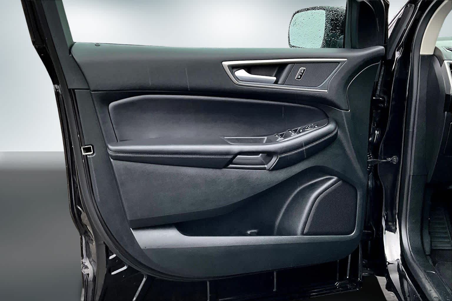 Thumbnail: 2024 Ford Edge - 27