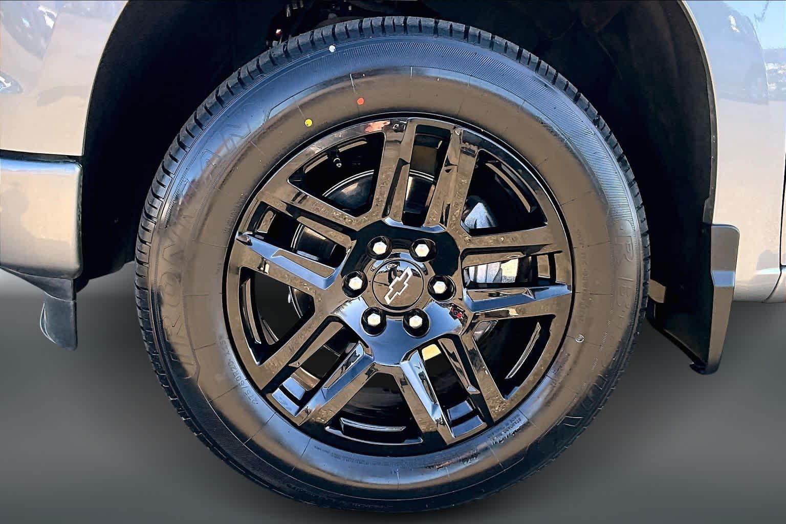 Thumbnail: 2024 Chevrolet Silverado 1500 - 8