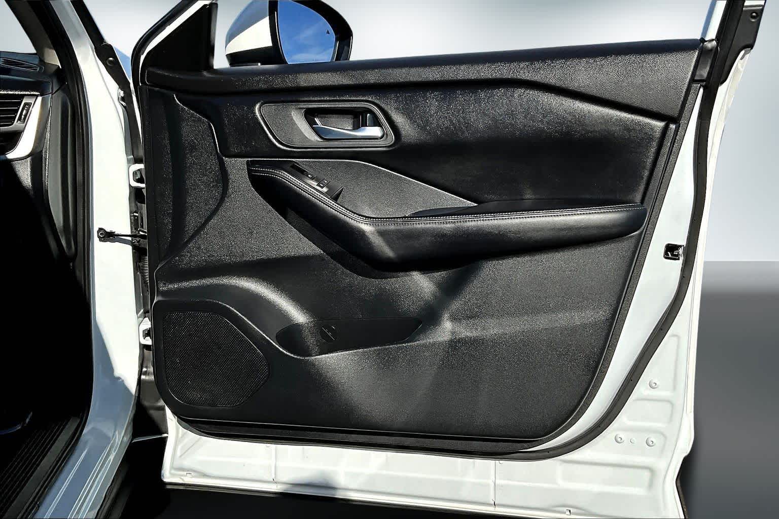 Thumbnail: 2024 Nissan Rogue - 28