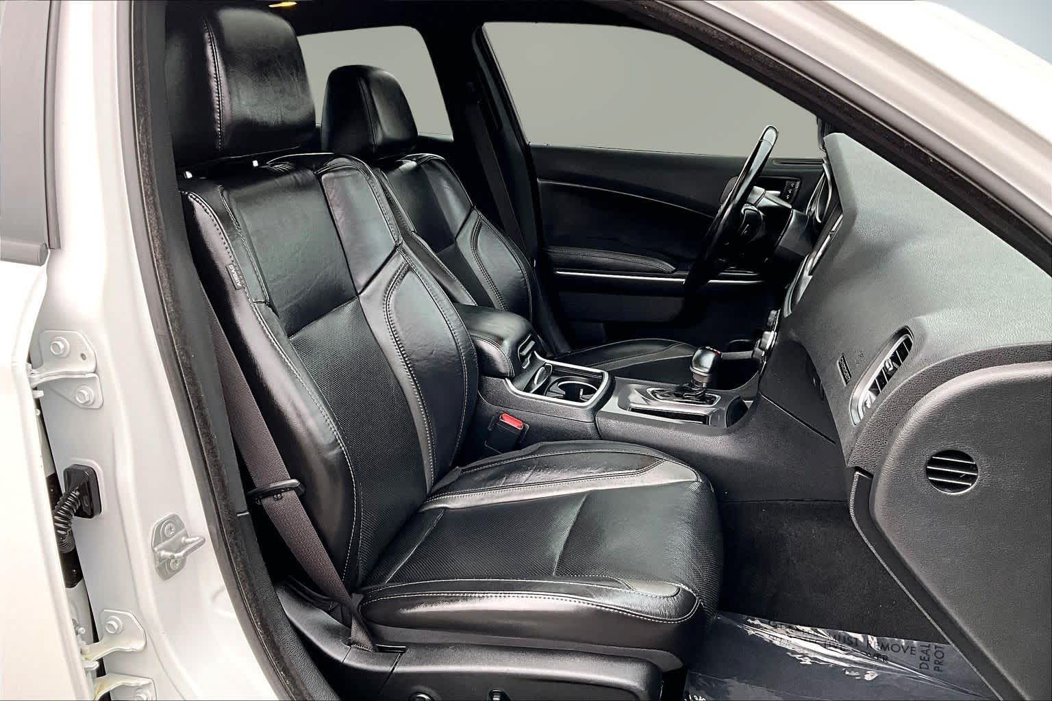 Thumbnail: 2020 Dodge Charger - 13