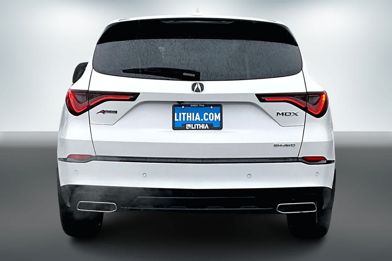 Thumbnail: 2023 Acura MDX - 5