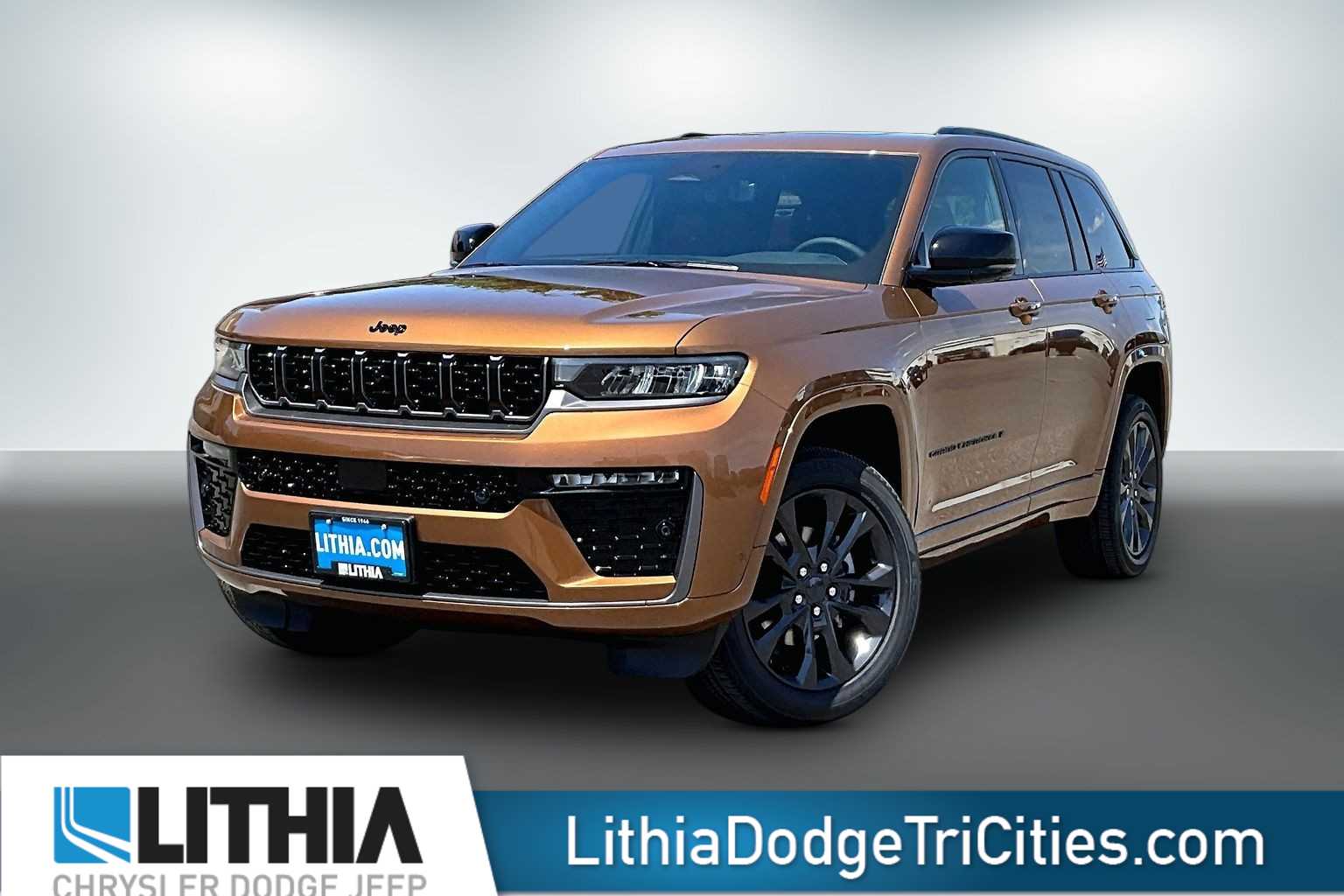 2026 Jeep Grand Cherokee Limited Reserve 4x4's photo