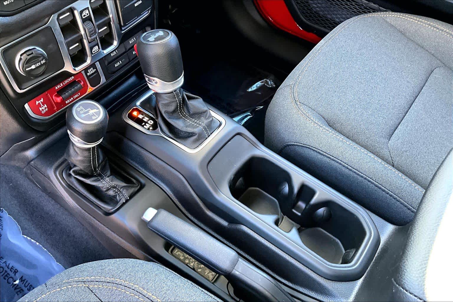 Thumbnail: 2026 Jeep Wrangler - 16