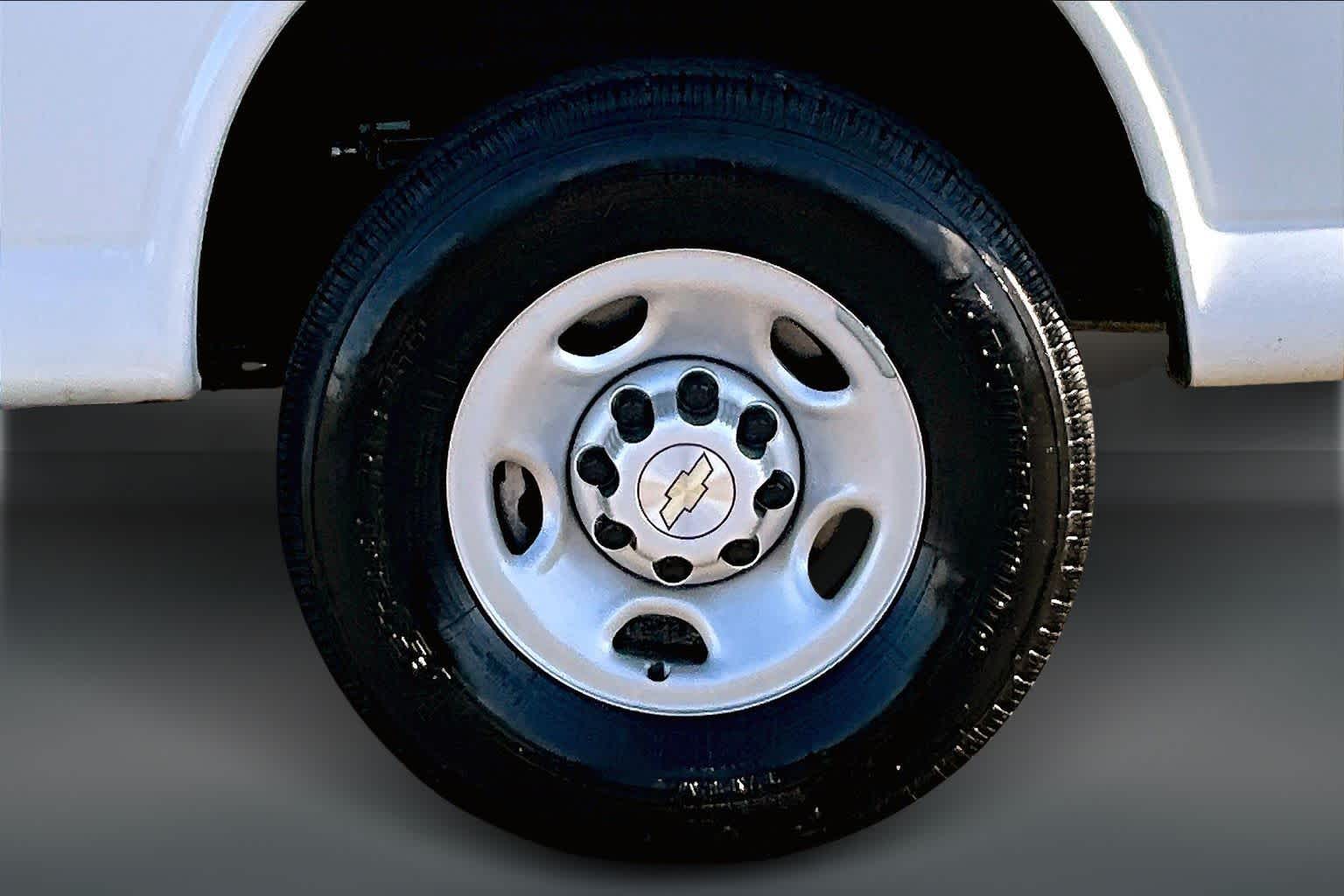 Thumbnail: 2024 Chevrolet Express - 29