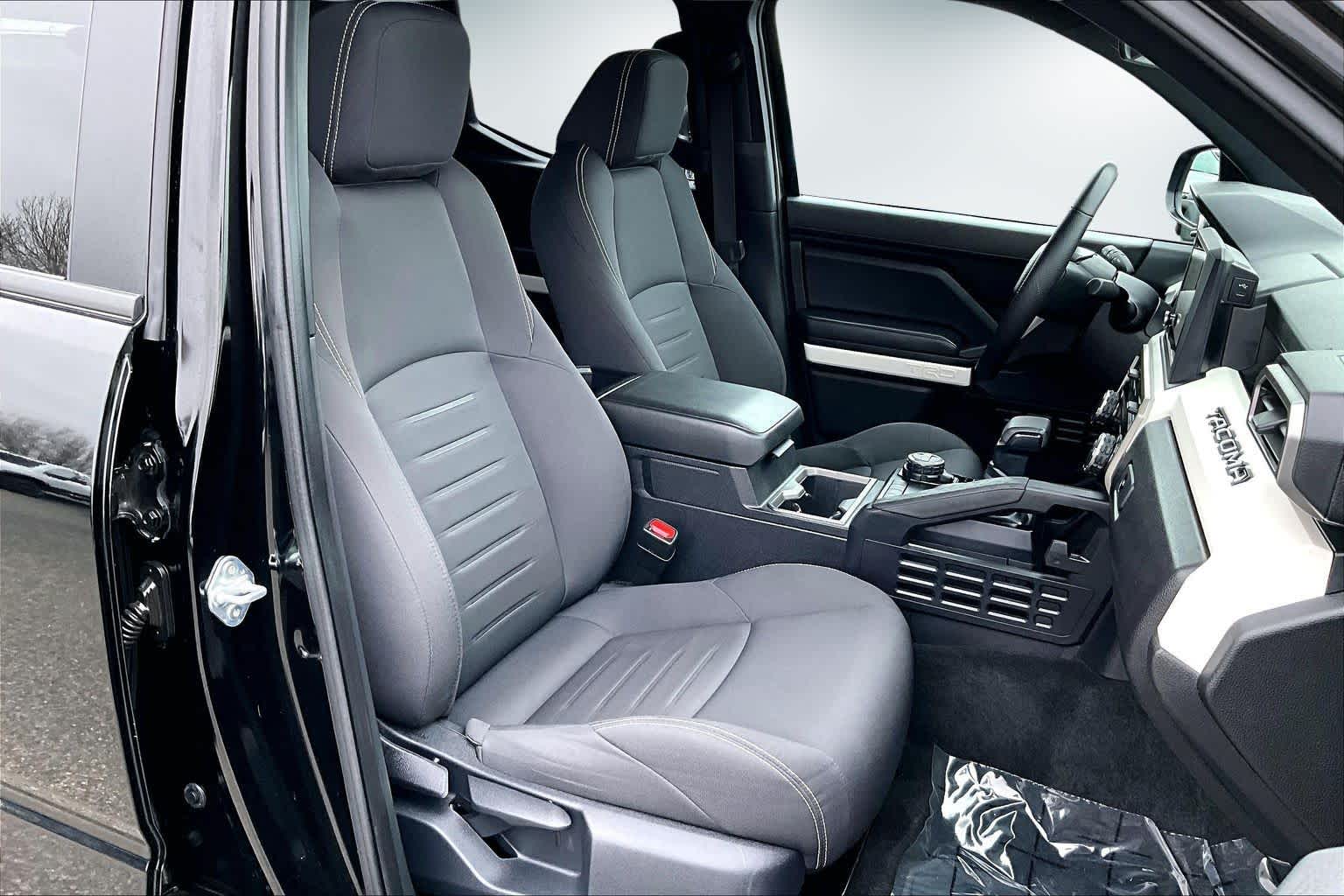 Thumbnail: 2024 Toyota Tacoma - 12