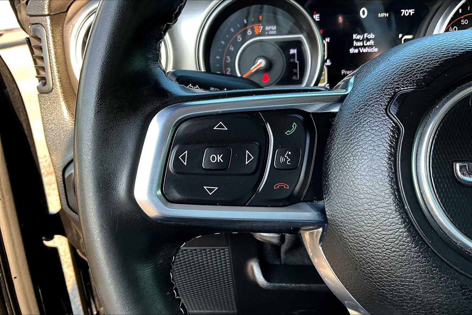 Thumbnail: 2020 Jeep Gladiator - 24