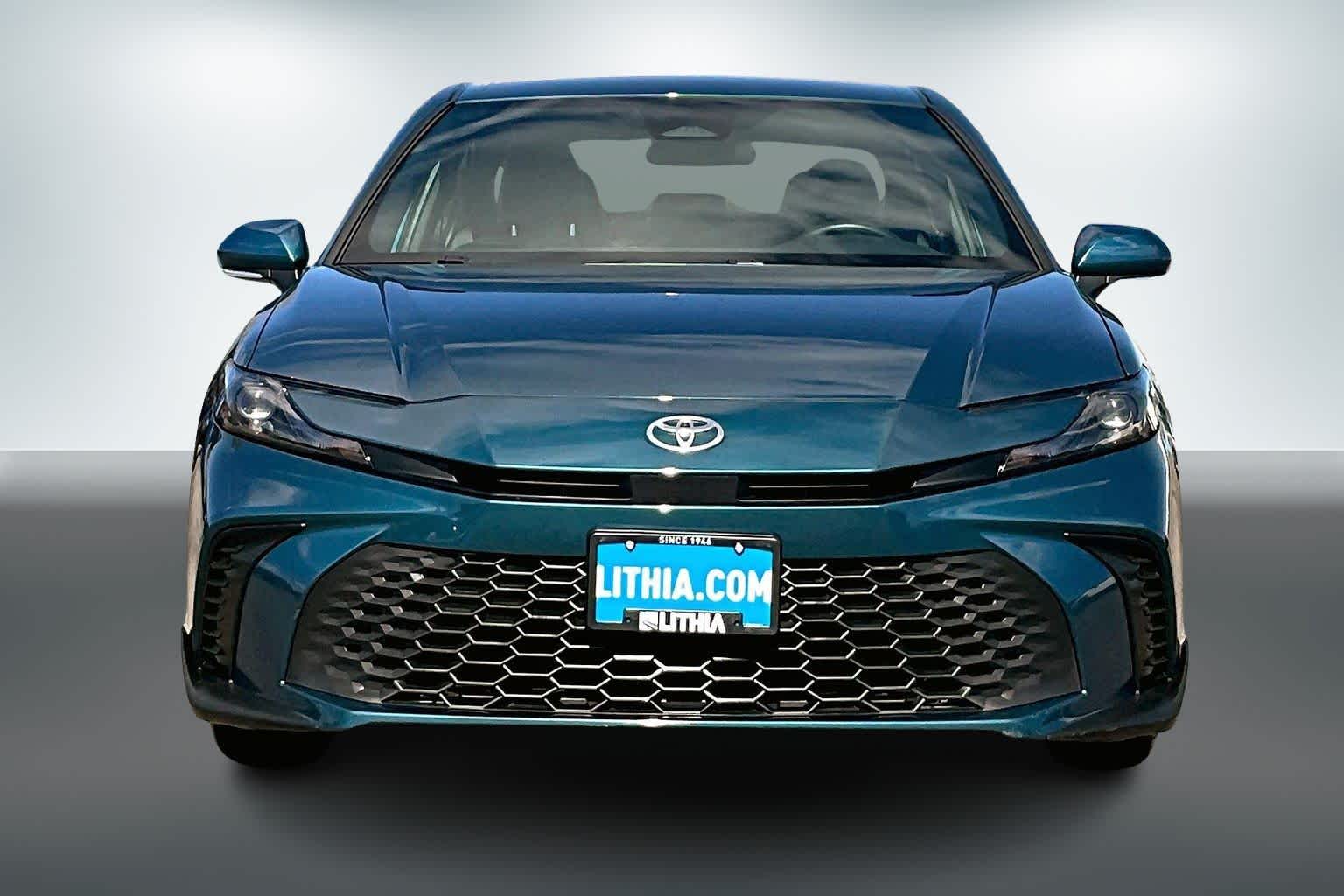 Thumbnail: 2025 Toyota Camry - 6