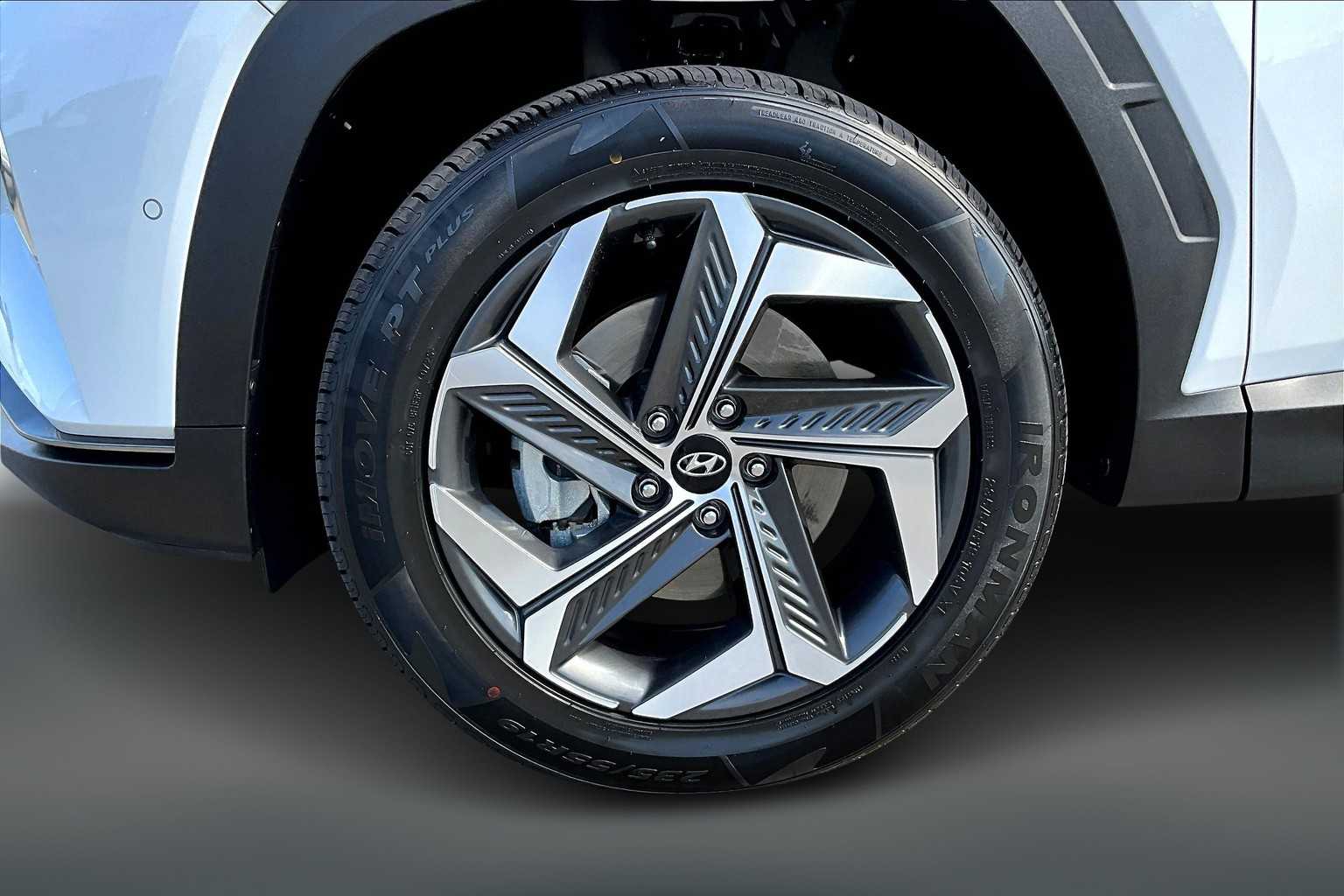 Thumbnail: 2022 Hyundai Tucson - 8