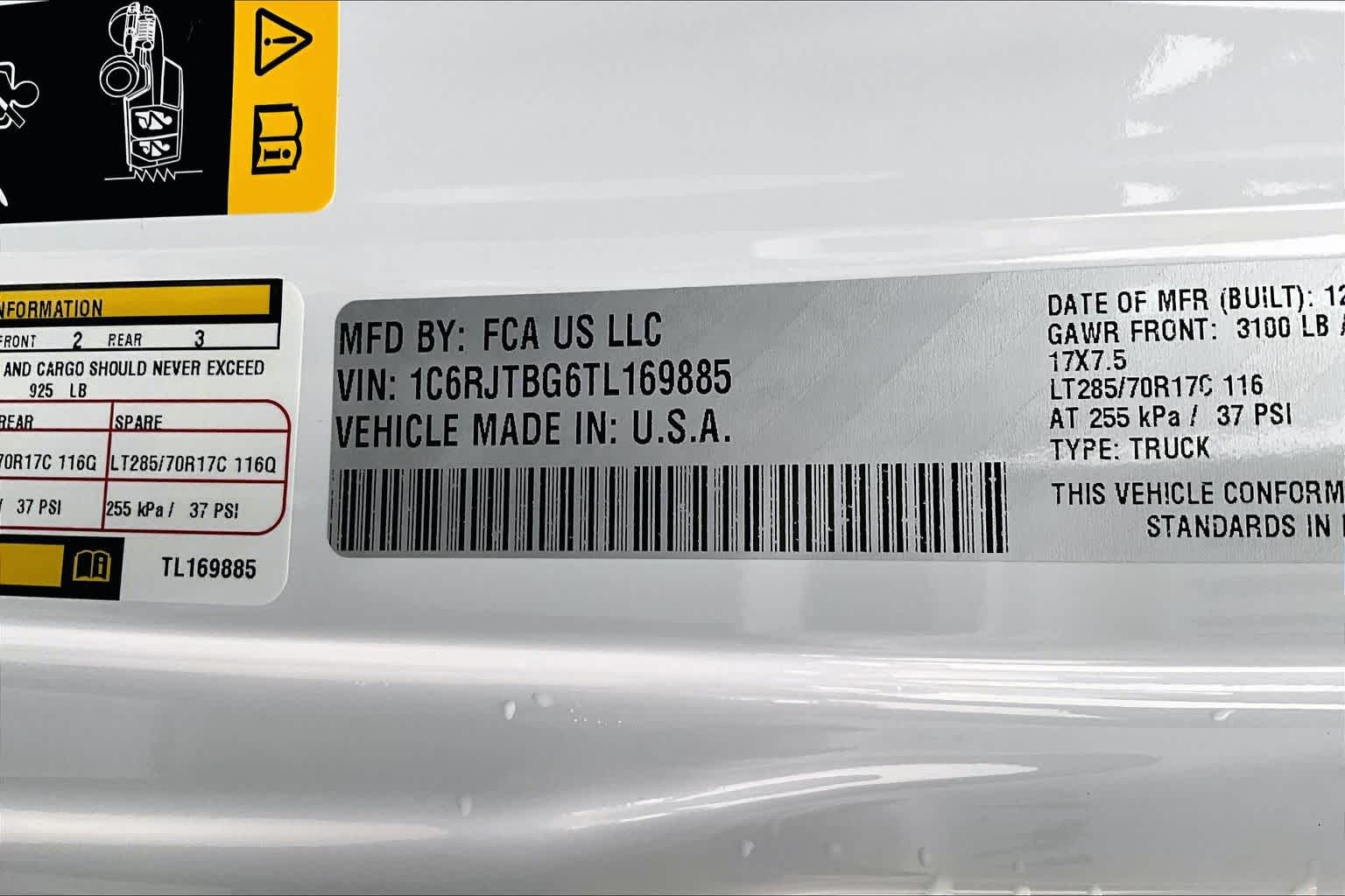 Thumbnail: 2026 Jeep Gladiator - 21