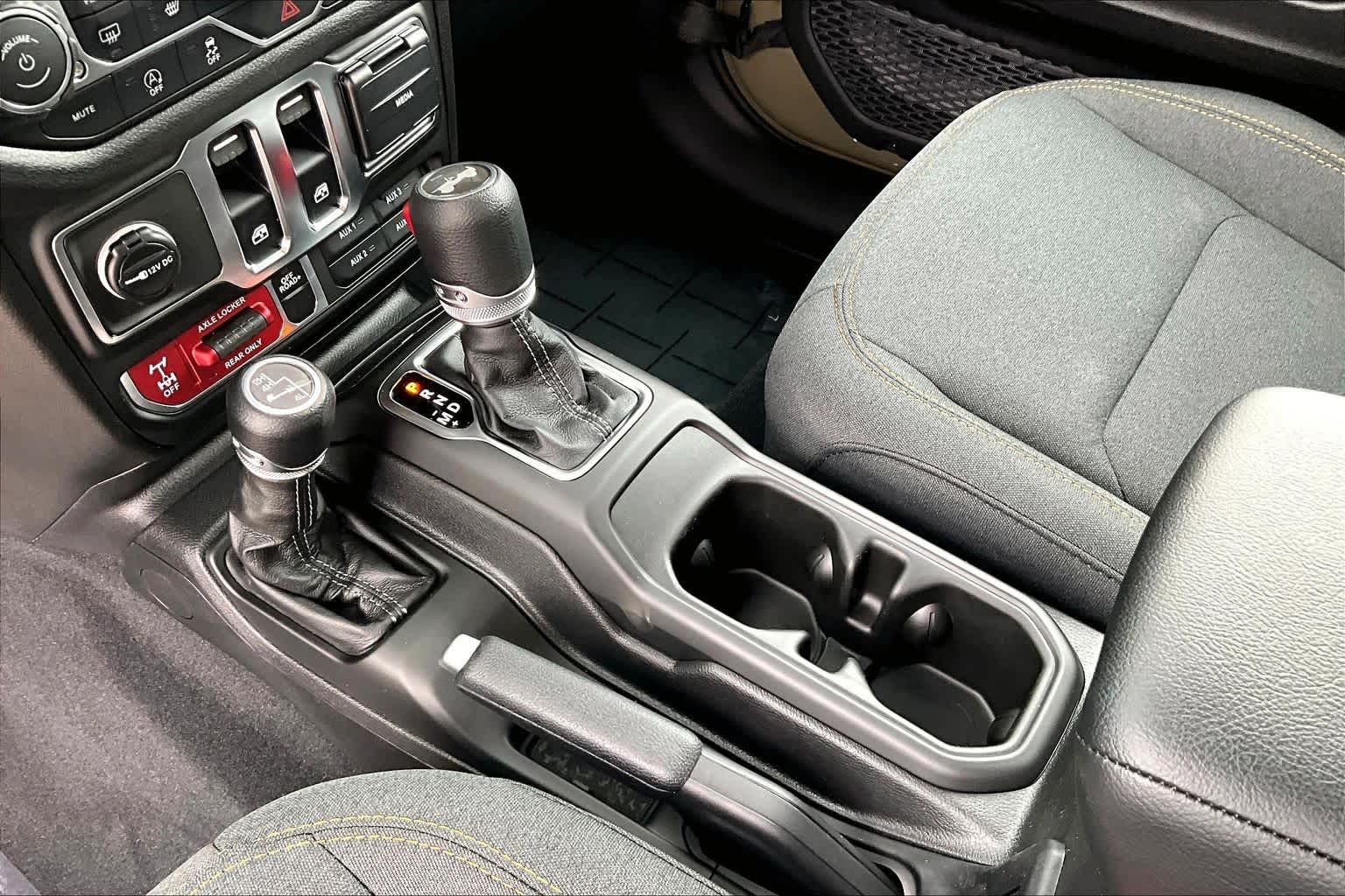 Thumbnail: 2026 Jeep Wrangler - 16