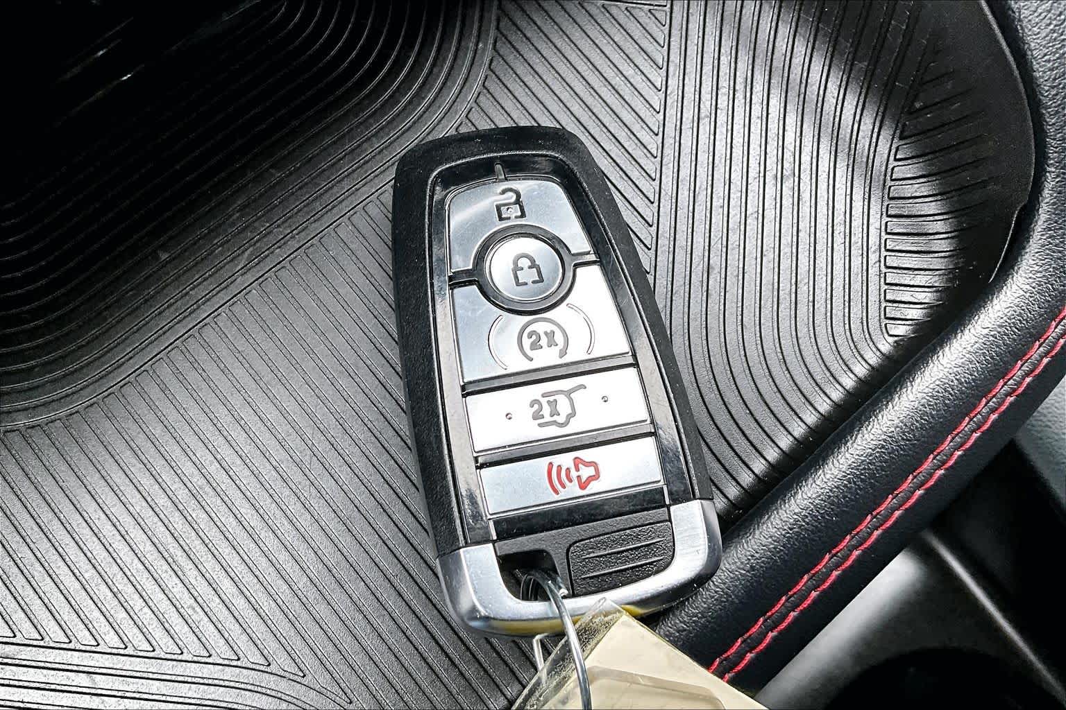 Thumbnail: 2025 Ford Explorer - 18