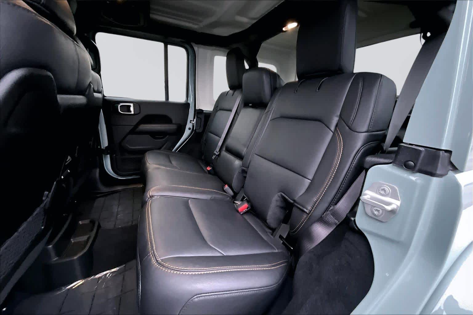 Thumbnail: 2024 Jeep Wrangler - 29