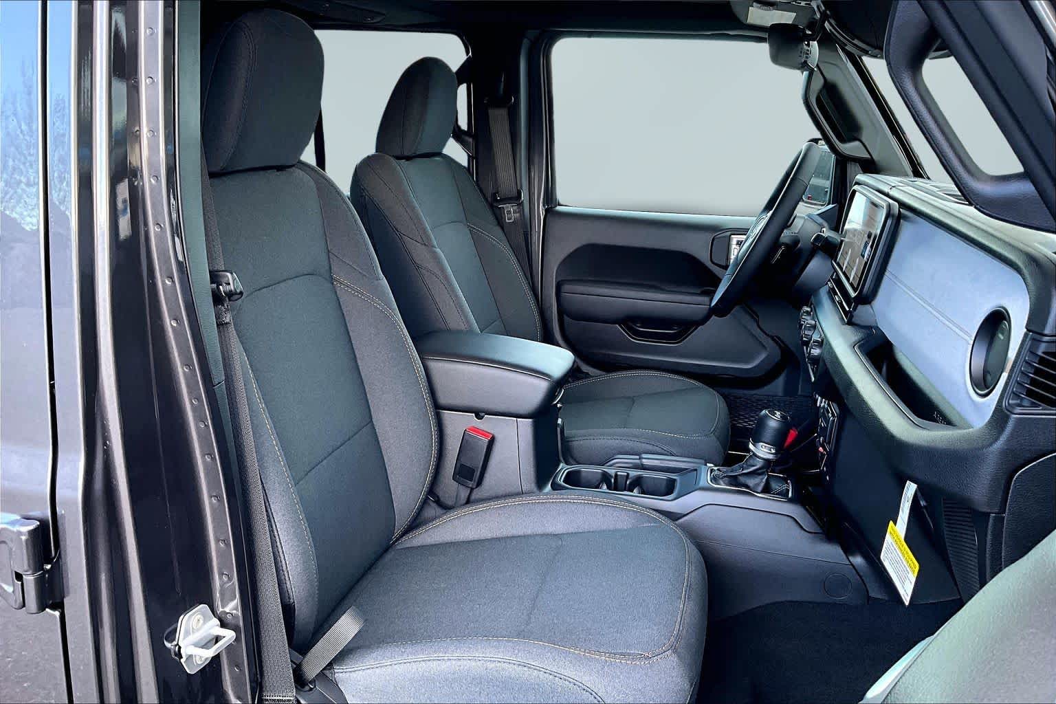 Thumbnail: 2026 Jeep Wrangler - 14