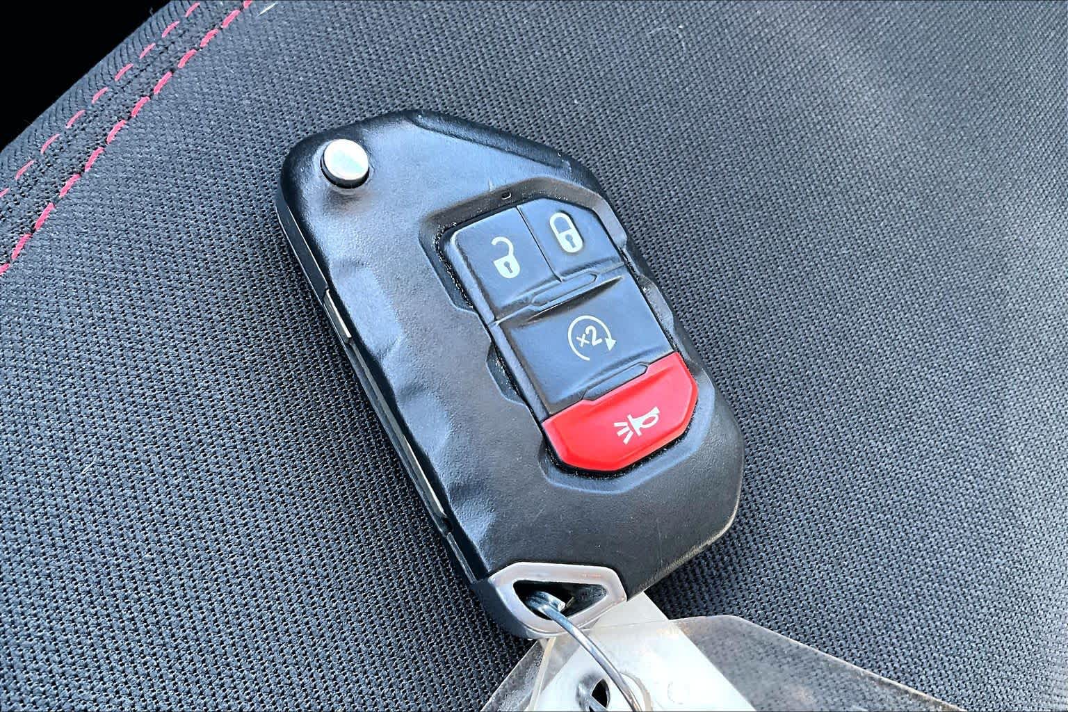 Thumbnail: 2022 Jeep Gladiator - 19