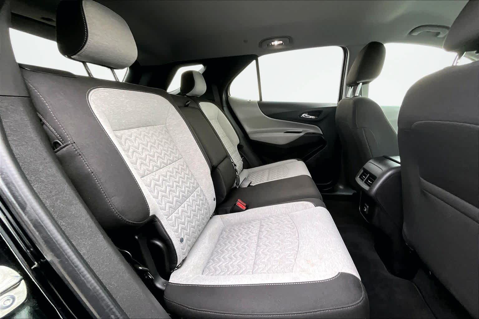 Thumbnail: 2024 Chevrolet Equinox - 30