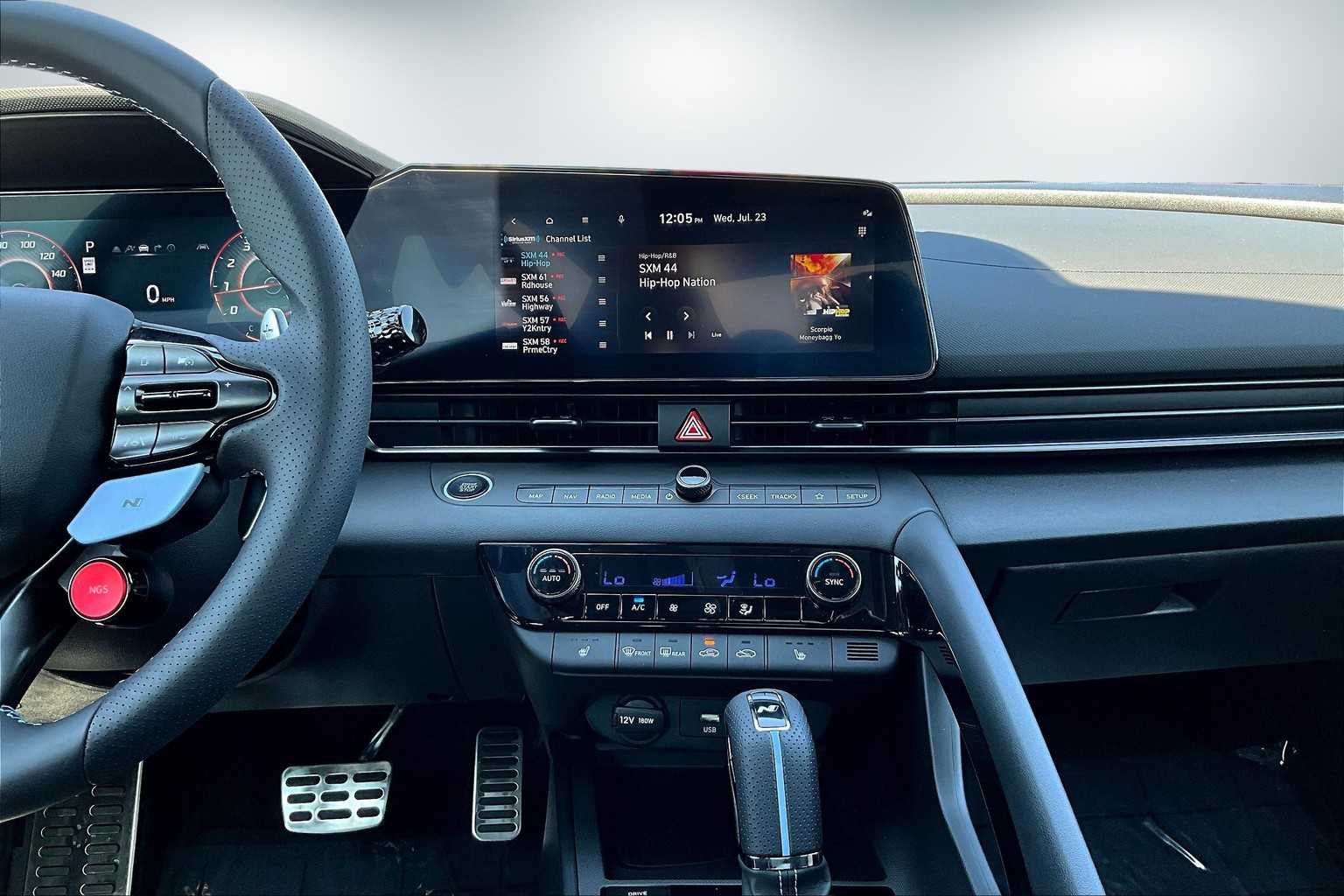 Thumbnail: 2025 Hyundai Elantra - 15