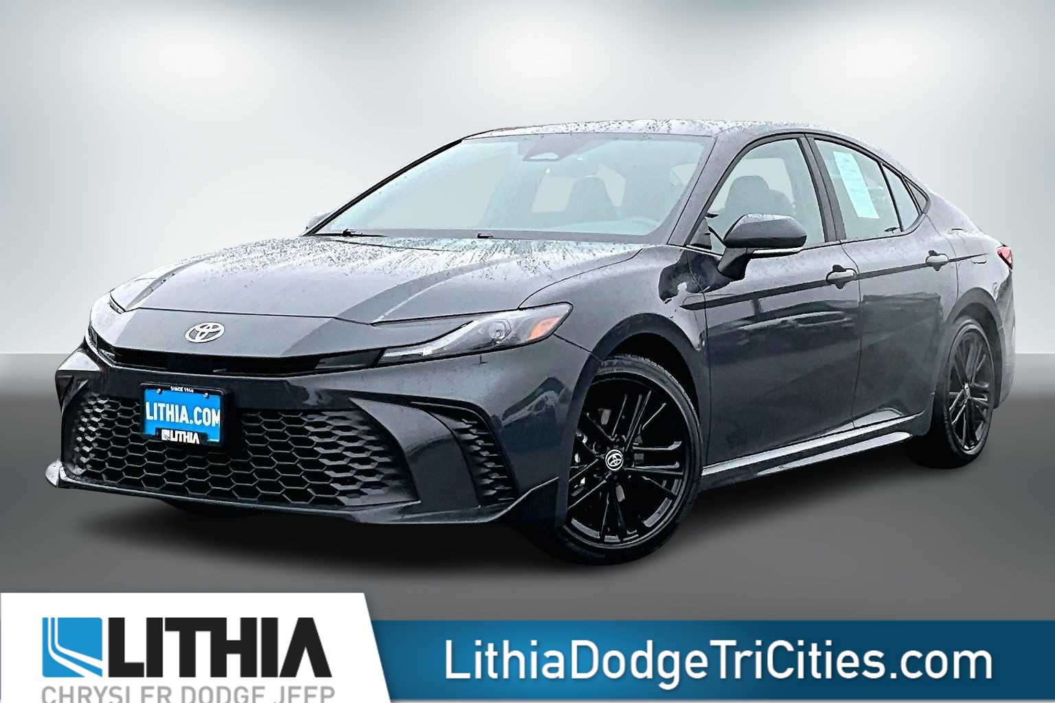 Thumbnail: 2025 Toyota Camry - 1