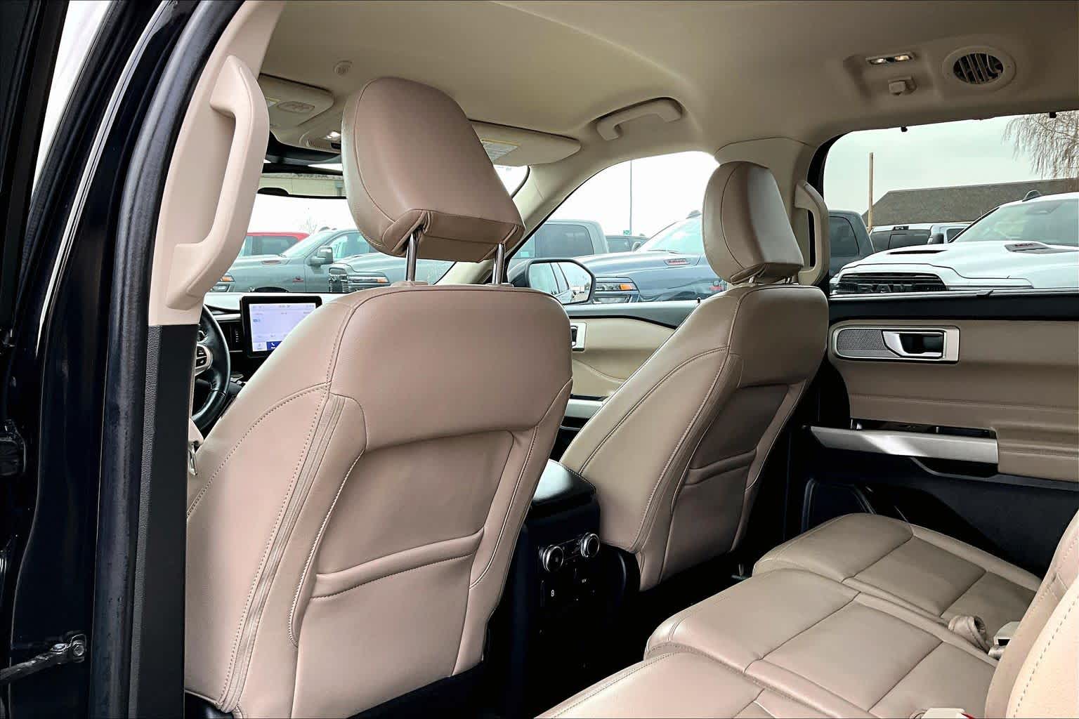 Thumbnail: 2023 Ford Explorer - 12