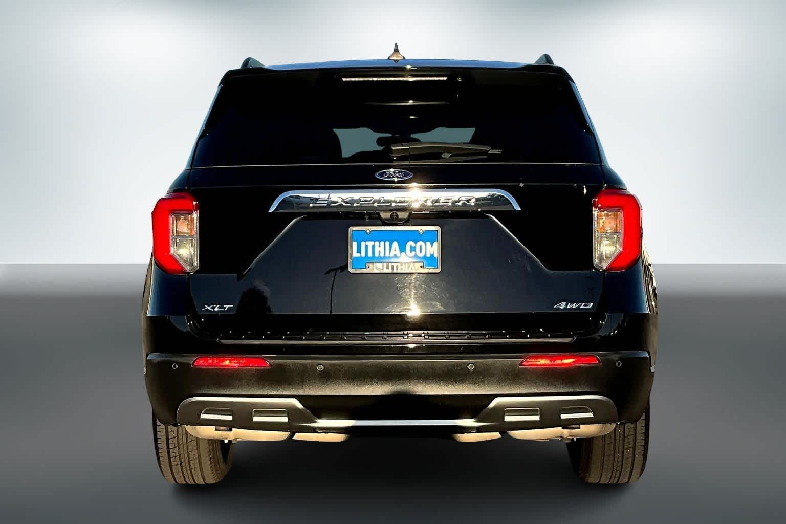 Thumbnail: 2023 Ford Explorer - 5