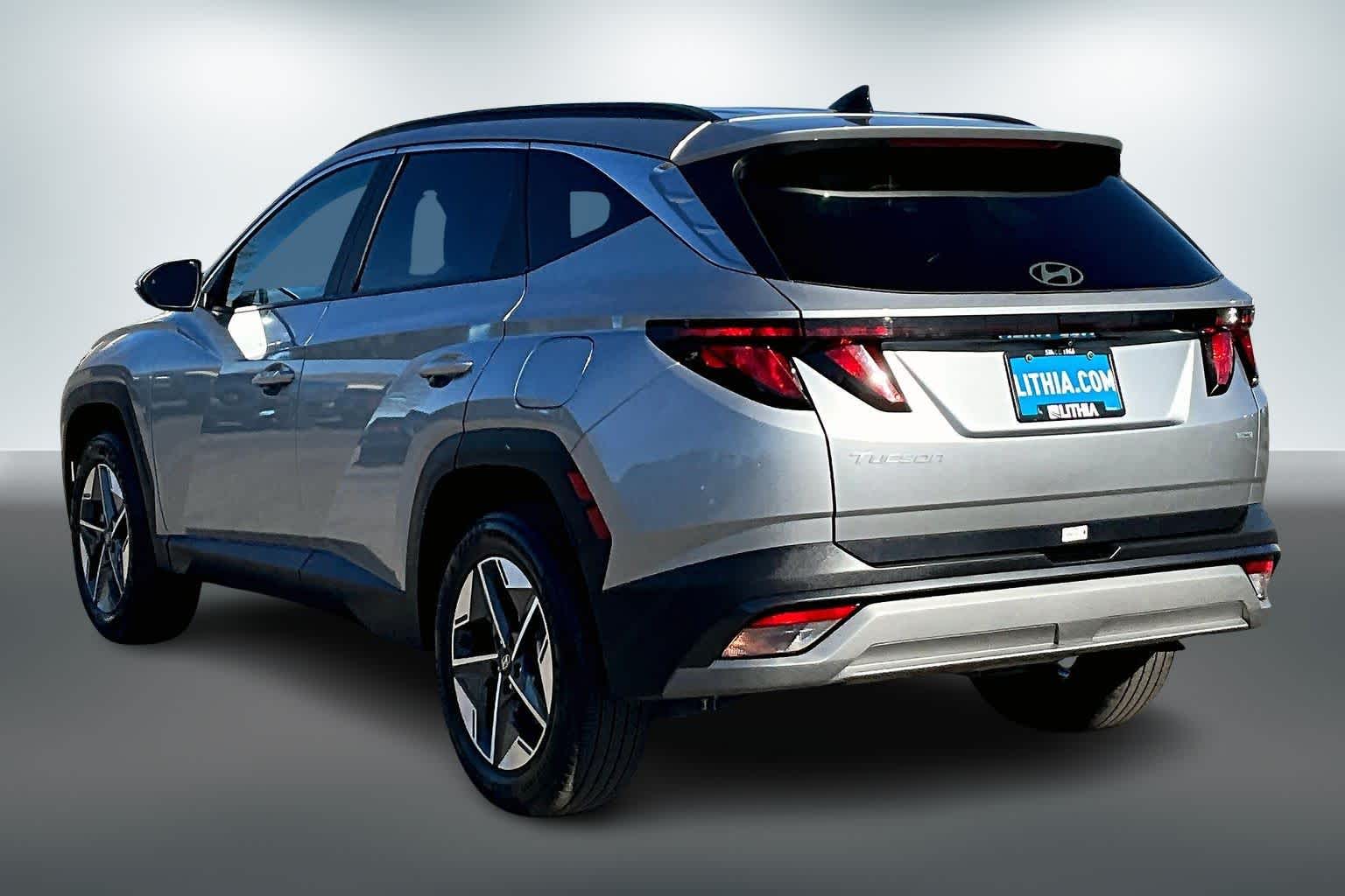 Thumbnail: 2025 Hyundai Tucson - 4