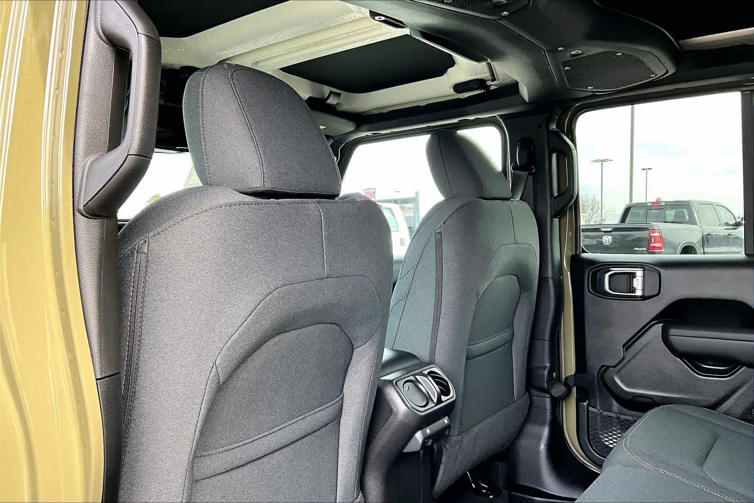 Thumbnail: 2026 Jeep Wrangler - 12